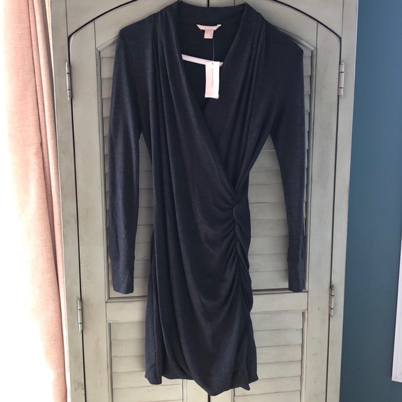Banana Republic Dresses & Skirts - NWT Banana Republic Jersey knit dress